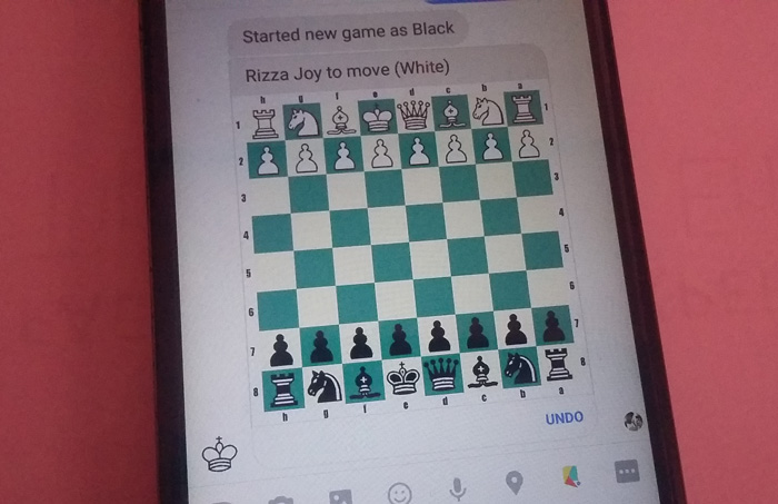 How to play chess on fb chat