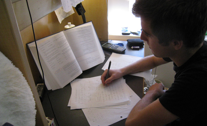 How to Handle Studies while Working How to Handle Studies while Working