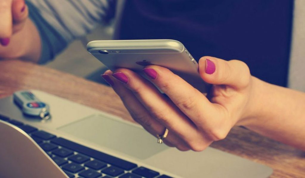 Earn Using Mobile Device scaled Earn Using Mobile Device